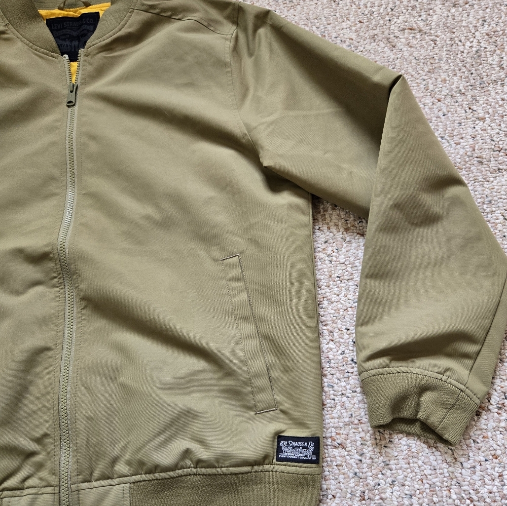Levi's Bomber Jacket - Picture 4 of 6